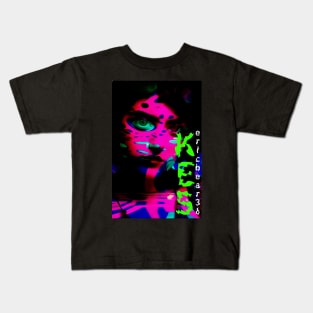 Seductive sk8 girl Kids T-Shirt